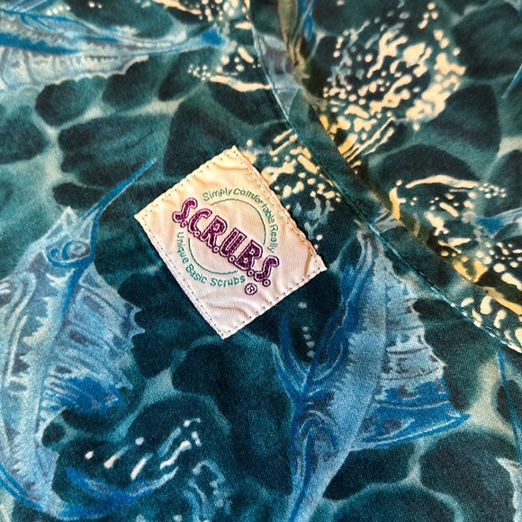 S.C.R.U.B.S. Blue Waves and Fish Patterned Scrub Top - Picture 4 of 5